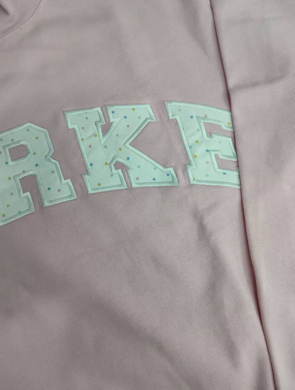 ✨Light Pink Mock Neck Sweatshirt PARKE Confetti Dot Letter Graphic - Picture 4 of 6